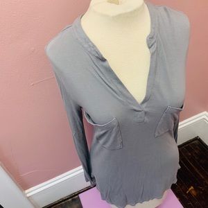Old Navy long sleeve gray top
